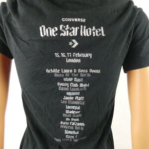Converse Classic Fit One Star Hotel Pop Up London Tour Graphic T Shirt Black XS